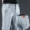 2023 Jeans da uomo di marca Slim Fit Jeans Skinny in Denim Designer Jeans dritti elastici pantaloni