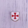 Ritter Templer Kreuzfahrer Rot Kreuz Weiß Schild Freimaurer Revers Pin