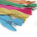 Nylon zippers 50pcs 7-inch /18cm Durable Nylon Closed End Zips Zippers for Sewing (Random Color)