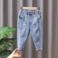 Jeans per ragazze primavera e autunno indossano jeans ricamati per bambini primaverili larghi e