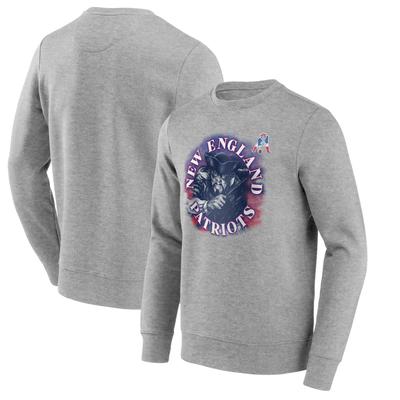 New England Patriots True Classics Hometown Graphic Crew Sweatshirt – Herren Image