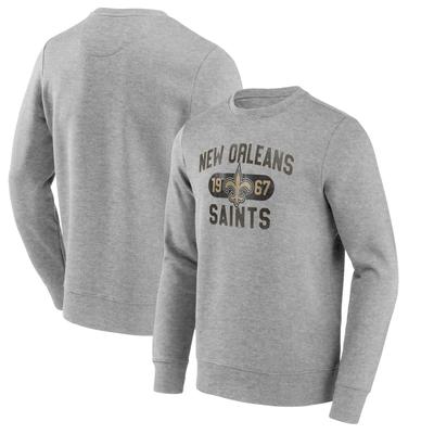 New Orleans Saints True Classics Hometown Elevated Graphic Crew Sweatshirt – Herren Image
