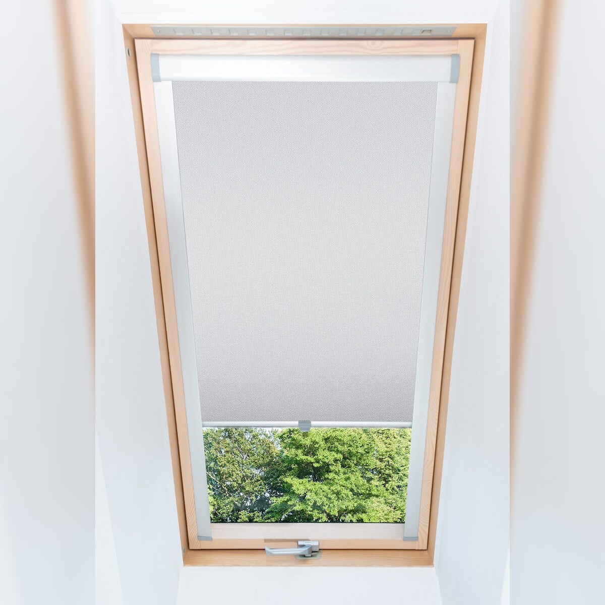 Dachfensterrollo Thermo verdunkelnd passend für Fakro 66/118 Hellgrau Image