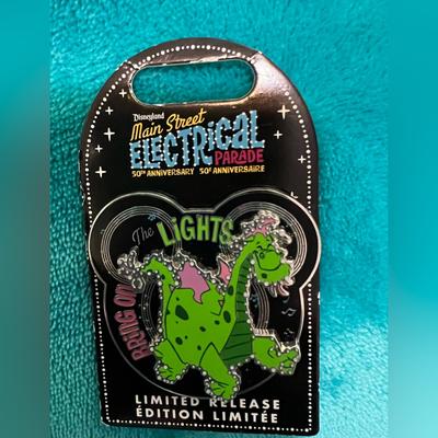 Disney Holiday | Bring On The Lights 50 Anniversary Main Street Electrical Parade Limited Release | Color: Black/Green | Size: Os