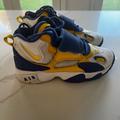 Nike Shoes | Big Kids Nike Air Speed Turf Casual Sneakers Euc | Color: Blue/Yellow | Size: 4bb