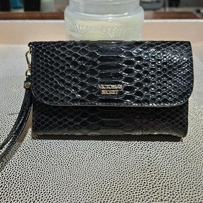 Victoria's Secret Bags | #31) Vict Secret Black Python Iphone Plus Phone Case Tech Wallet Wristlet Clutch | Color: Black/Gold | Size: Measurements When Closed: 6.5" X 4" X 1" / 16.5cm