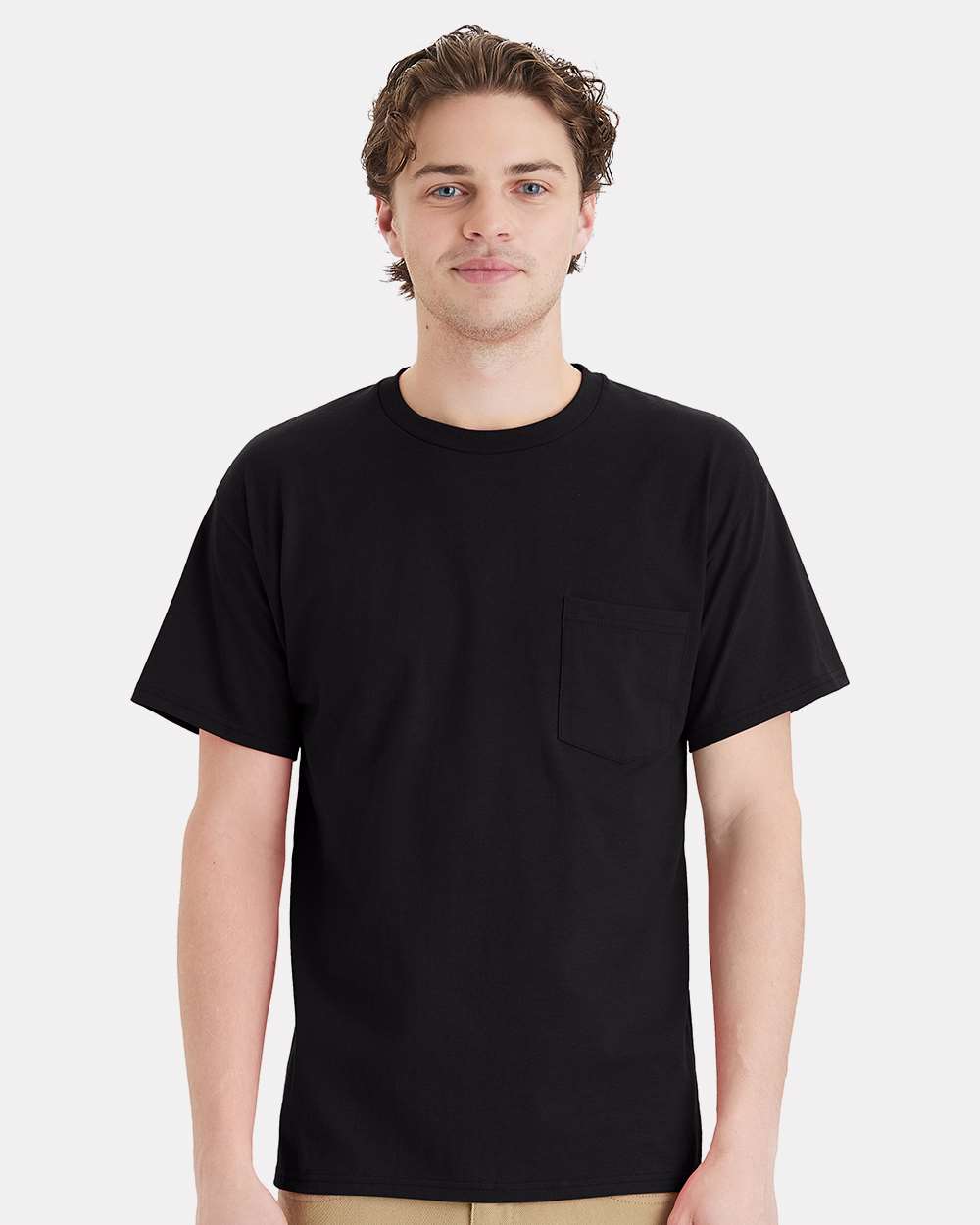 Hanes 5290P Essential Pocket T-Shirt in Black size Medium | Cotton
