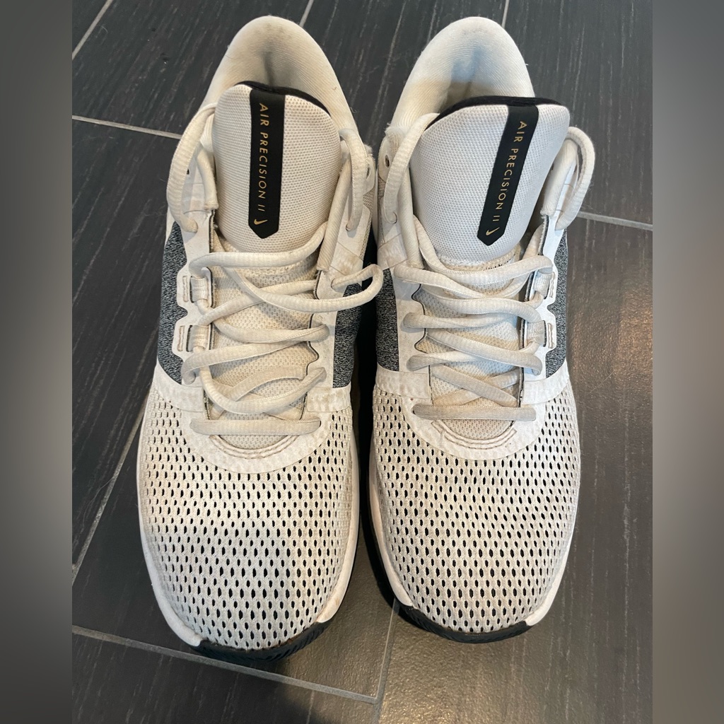 Nike Shoes | Men’s Nike Airprecisionii Basketball Shoes Size 7.5 | Color: Gold/White | Size: 7.5