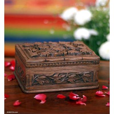 Forever,'Hand Carved Leaf Jewelry Box'