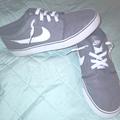 Nike Shoes | Nike Sb Skate Shoe Men's Size 9.5 | Color: Gray/White | Size: 9.5