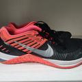 Nike Shoes | Nike Wmns Metcon Dsx Flyknit - Black/Pink - Size 8 | Color: Black/Pink | Size: 8