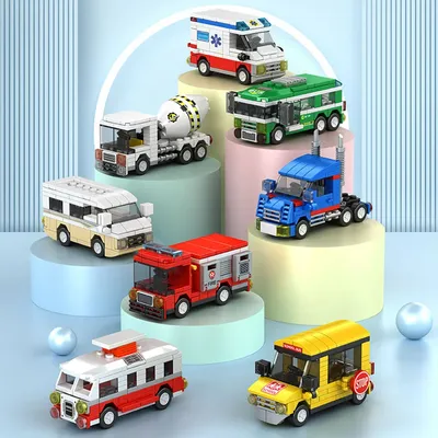 Stadtfahrzeugmodell mit kleinen Partikeln, Schulbus, Feuerwehrauto, Krankenwagen, Geschäftsauto, Image