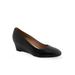 Women's Iris Pump by Aerosoles in Black Leather (Size 6 1/2 M)