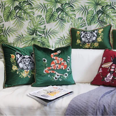 Luxuriöse Samt-Stickerei-Kissenbezüge für den Haushalt, schöner Katzen-Couch-Kissenbezug, Image