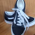 Vans Shoes | Kids Vans Oldskool Shoes Size 2 | Color: Black/White | Size: 2b