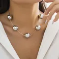 Collier ras du cou en argent avec grosse boule de perles pour femme bijoux grunge accessoires