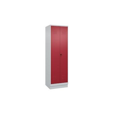 C+P Doppel-Spind Classic PLUS, Sockel, 2 Abteile, HxBxT 195x60x50cm, Sicherheitsdrehriegel, Hellgrau/Rubinrot von PROREGAL Image