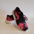 Nike Shoes | Nike Tanjun Se Pink Women's Sneakers Size 7 | Color: Black/Pink | Size: 7
