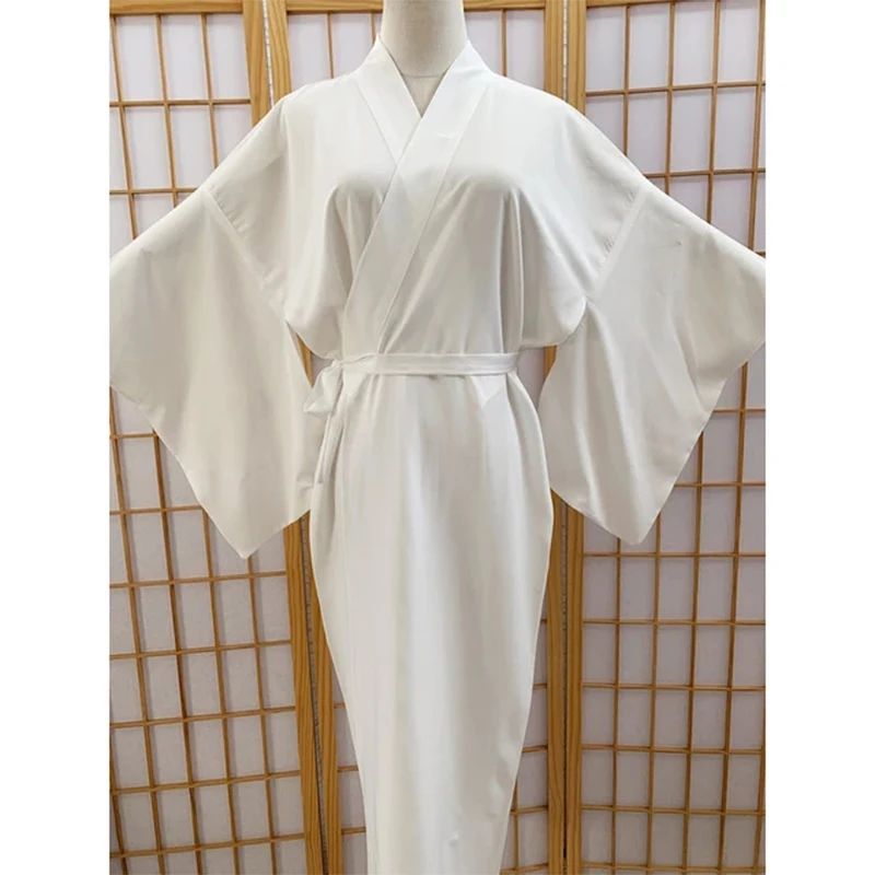 Japanischer traditioneller Kimono Juban Damen Weißer Yukata Kimono Unterfutter mit Gürtel Haori Intim Kimono Innenbekleidung Unterwäsche Image