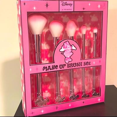 Disney Makeup | Disney Minnie Mouse Ltd Edition 5-Pc Metallic Cosmetic & Makeup Brush Set | Color: Pink/White | Size: Os