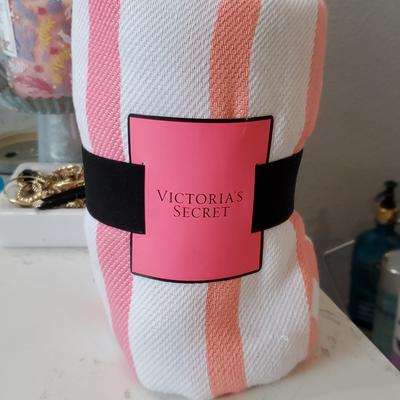 Victoria's Secret Bedding | Victoria's Secret Beach Blanket | Color: Pink | Size: Os