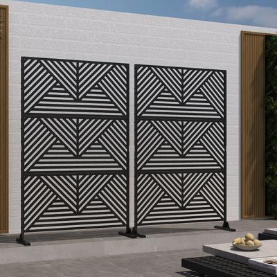 Black Metal Free Standing Outdoor Privacy Screen for Patio Garden