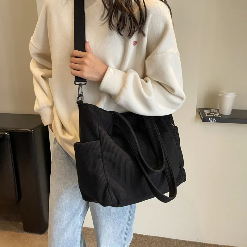 Sac à bandoulière polyvalent à la mode, sac carré en velours côtelé pour les déplacements universitaires, sac à bandoulière Portable unisexe de grande capacité pour loisirs