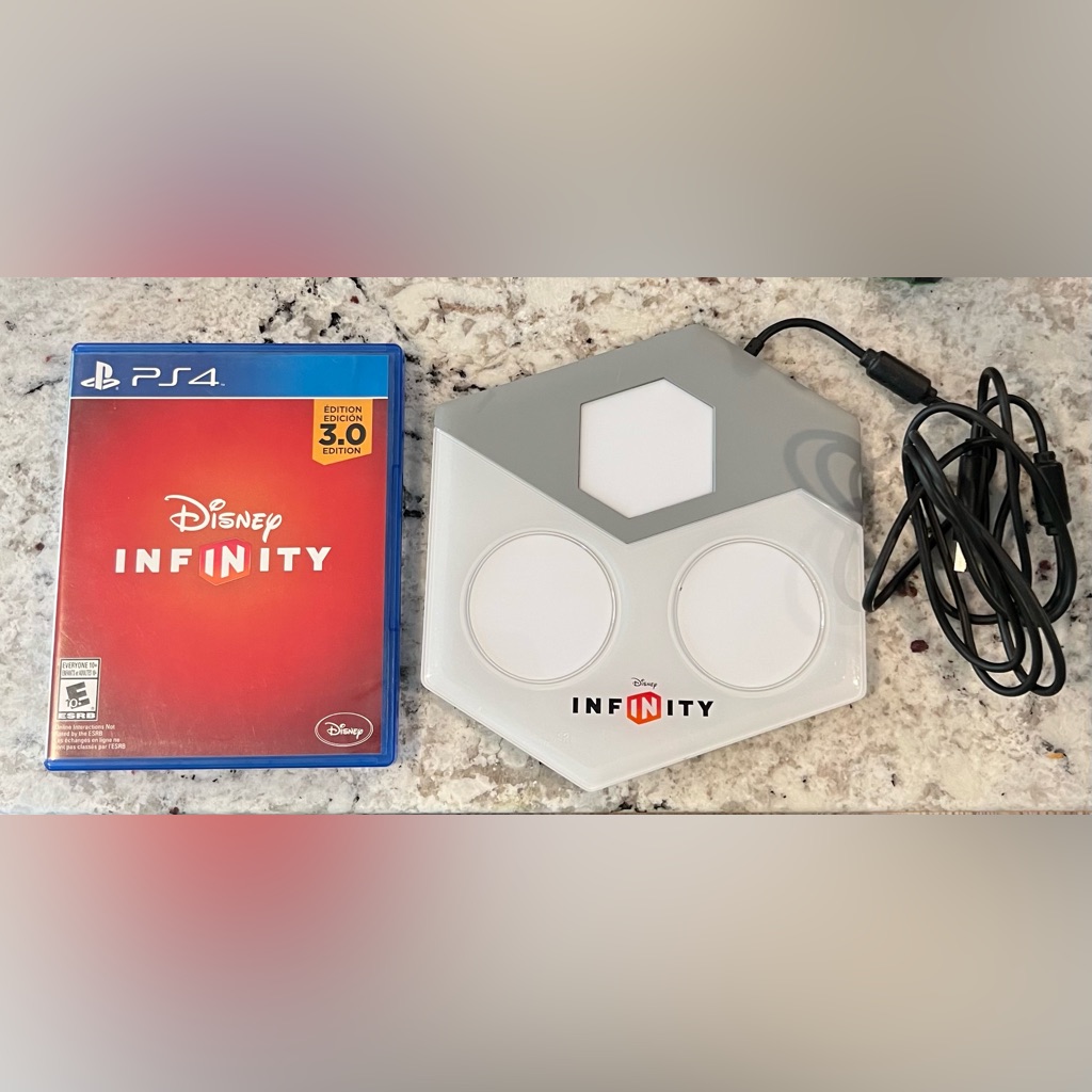 Disney Video Games & Consoles | Disney Infinity 3.0 For Playstation 4 Cib + Base | Color: Blue/Red | Size: Os