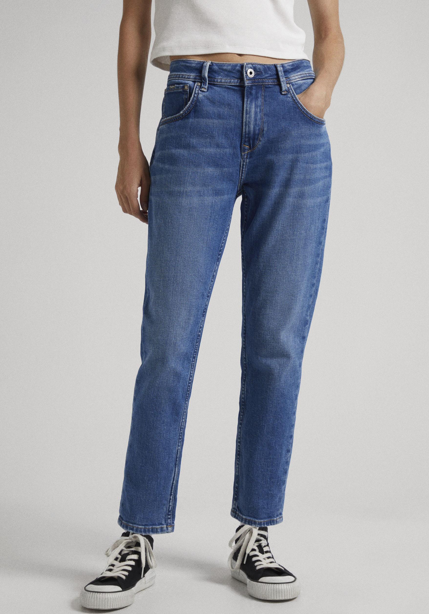 Boyfriend-Jeans PEPE JEANS "VIOLET", Damen, Gr. 30, N-Gr, blau (light blau), Denim/Jeans, Obermaterial: 99% Baumwolle, 1% Elasthan, relaxed fit lang, Jeans, im lässigen Boyfriend-Style Image