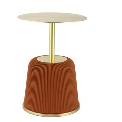 Beistelltisch KAYOOM "Jokai 325, Eisengestell, PU-Stoffbezug, praktische Ablagefläche", braun (cognac, orange, gold), B:40cm H:55cm T:40cm, 100% Eisen, 100% PU, 100% MDF, Tische, elegant, feste Konstruktion, pflegeleicht, pflegeleicht Image