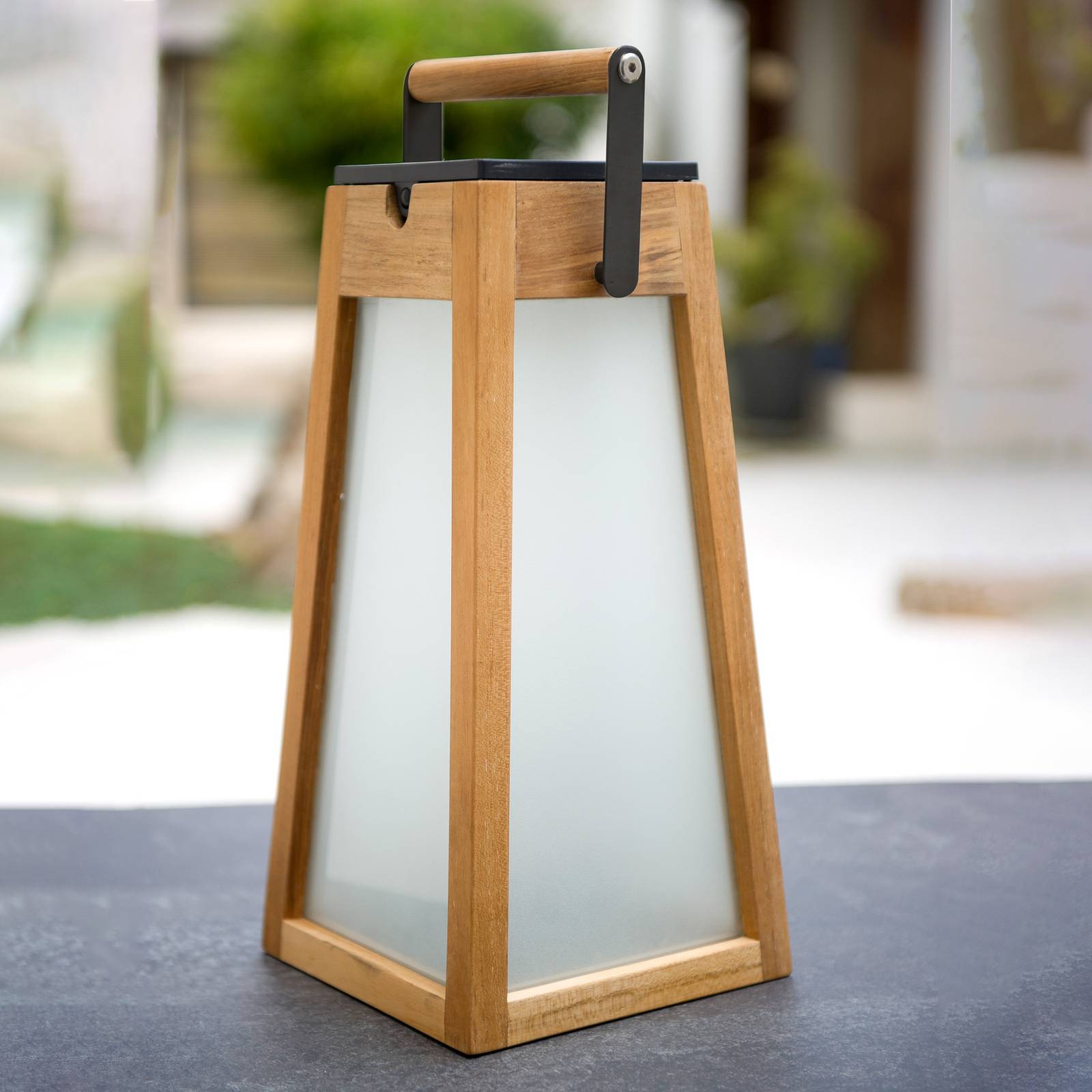 Les Jardins LED-Solarlaterne Tecka, Teakholz natur, 39 cm dimmbar, Holz hell, Holz, Solarleuchten