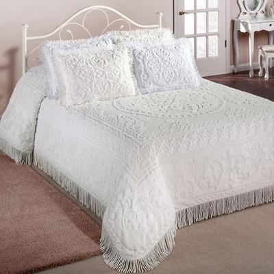 Chenille Medallion Bedspread, Full / Double, Gold