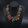 Collier flamant rose en cristal coloré pour femme tour de cou à grand collier déclaration