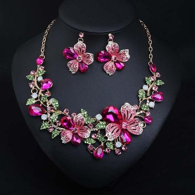 Fall Wedding Bridal Jewelry Sets Two-piece Suit Cubic Zirconia Rhinestone Alloy 1 Necklace Earrings Women's Statement European Classic Flower Shape irregular Jewelry Set For Party Wedding