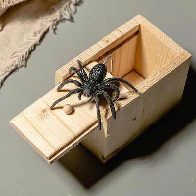 Halloween Gift Spider in a Box Gag Gift Spider Scare Prank Box, Hilarious Wooden Scare Box,Handmade Fun Joke Scarebox Toy