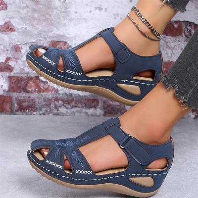 Women's Casual Comfort Sandals – Vintage Arch Support Velcro Walking Sandals with Hollow Design for Summer Outdoor Wear