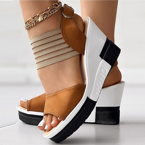 Schwarze Damen Keilsandaletten mit Riemchen - modisches Sommerschuhwerk für die Freizeit und den Abend Image