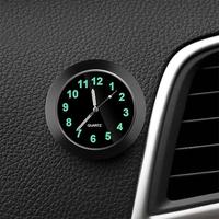 Autouhr leuchtende Autos interne aufklebbare Mini-Digitaluhr Mechanik Quarzuhren Autoschmuck Autozubehör