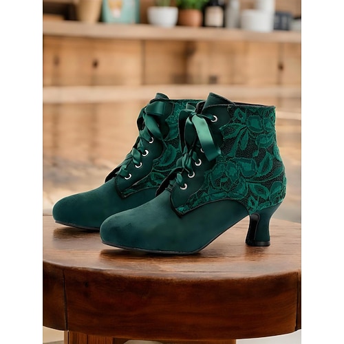 viktorianische Schnürstiefeletten für Damen - grüne Wildlederstiefeletten mit hohem Absatz für Vintage- und Steampunk-Kostüme Image