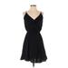 Express Casual Dress - Party V-Neck Sleeveless: Black Solid Dresses - Women's Size Medium