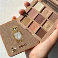 Palette de Fards à Paupières Nacrés et Brodés pour 9 Documents Produit Cosmétique Waterproof Non