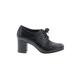 Clarks Heels: Black Solid Shoes - Women's Size 9 - Round Toe