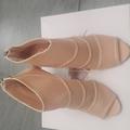 Jessica Simpson Shoes | Heels | Color: Cream | Size: 9.5