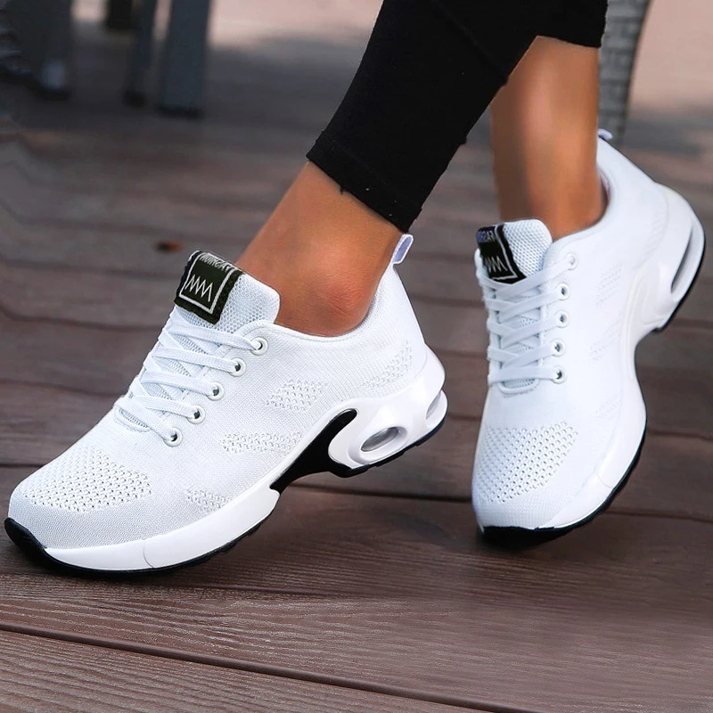Frauen Casual Schuhe Atmungsaktive Wanderschuhe Mesh Flache Schuhe Plattform Turnschuhe Frauen Tenis Gym Vulkanisierte Schuhe Weiß Weibliche Schuhe