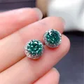 Huitan grün runde cz Ohr stecker Dame Silber Farbe Blumen form einfache elegante Frauen Ohr Piercing