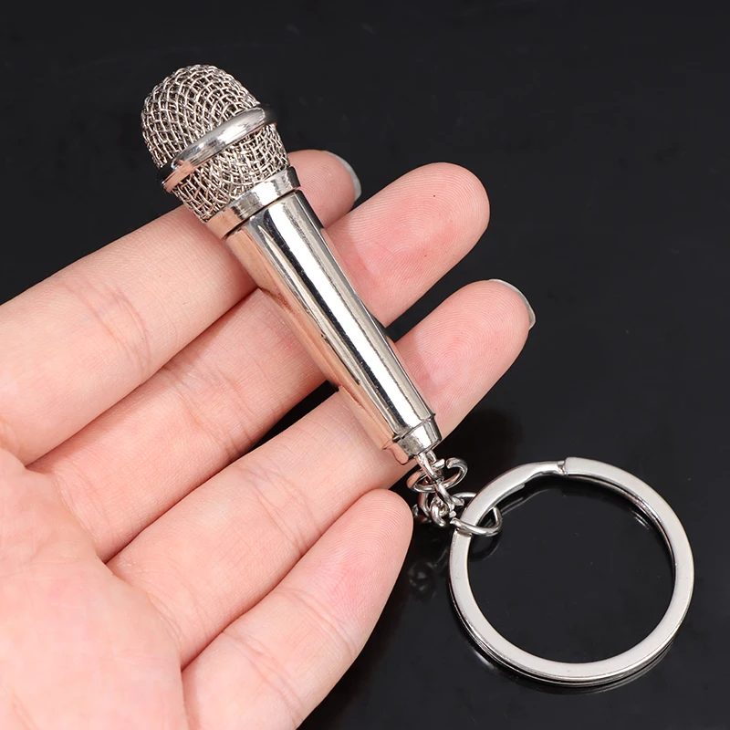 Metall Hip-hop Mikrofon Schlüsselbund Für Frauen Männer Mini Mikrofon Schlüssel Ring Auto Schlüssel Halter Lustige Sänger Geschenk Handtasche zubehör Image