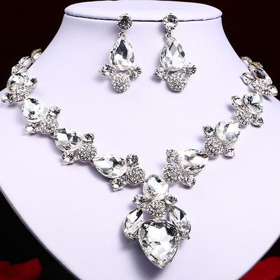 Jewelry Set 3pcs Rhinestone Alloy Earrings Necklace Women's Elegant Vintage Stylish Geometrical Geometric Jewelry Set For Wedding Anniversary Wedding Guest
