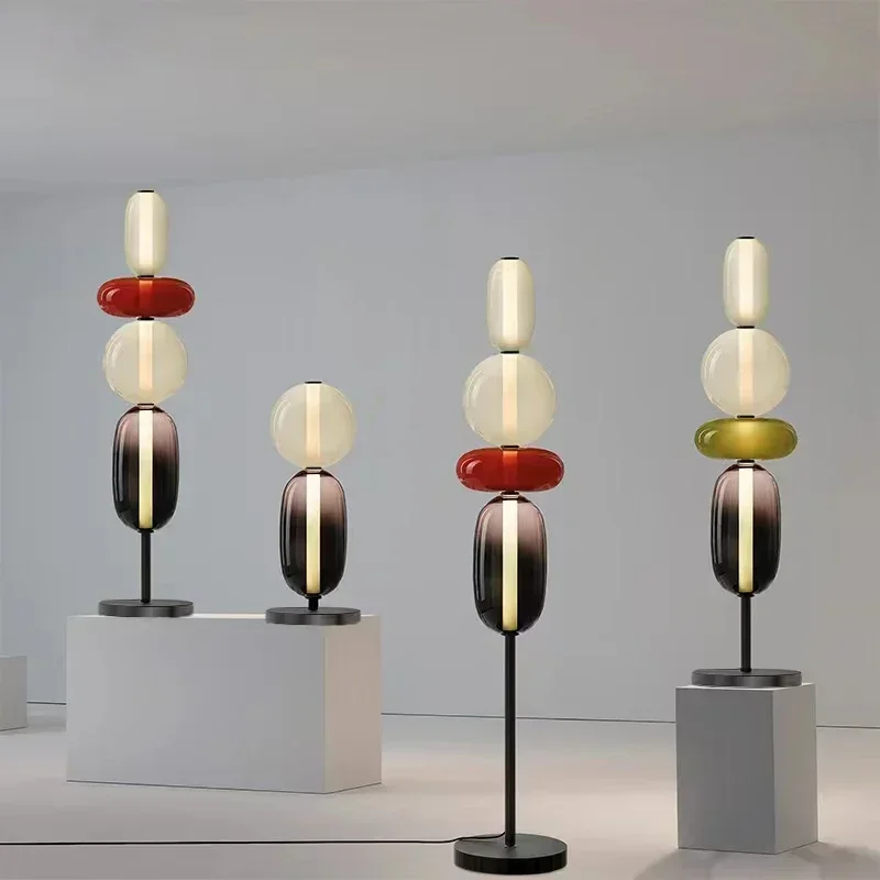 Italienische kreative farbige Glas Designer LED Stehleuchte Wohnzimmer Schlafzimmer Studie Tischlampe Innenbeleuchtung Dekor Candy Lights