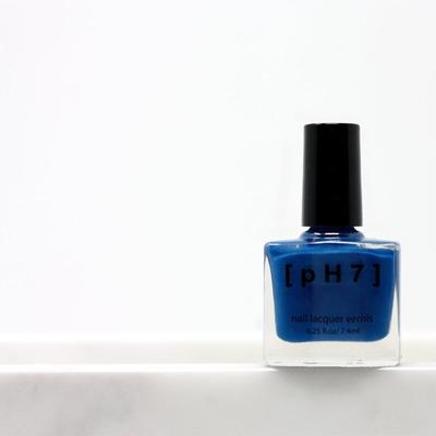 pH7 Beauty Nail Lacquer PH052 - Blue