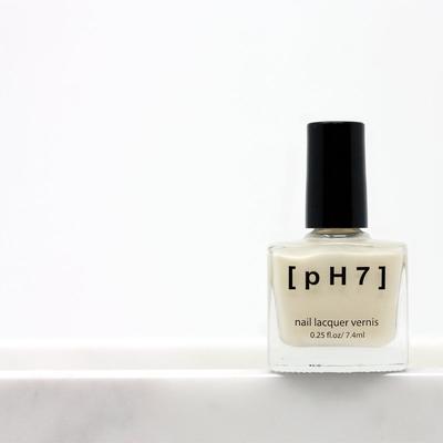 pH7 Beauty Nail Lacquer PH002 - White
